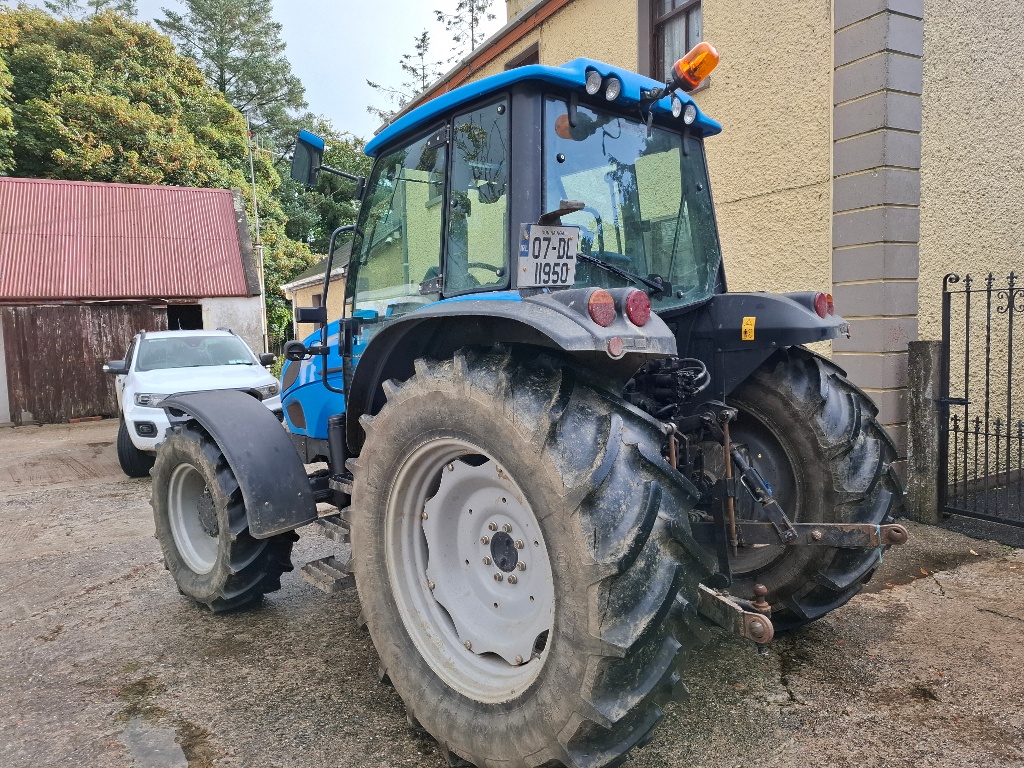 CLEARANCE SALE OF: TRACTORS, MACHINERY & IMPLEMENTS ON BEHALF OF THE LATE MR SAMUEL ROULSTON CLEARANCE SALE OF: TRACTORS, MACHINERY & IMPLEMENTS ON BEHALF OF THE LATE MR SAMUEL ROULSTON